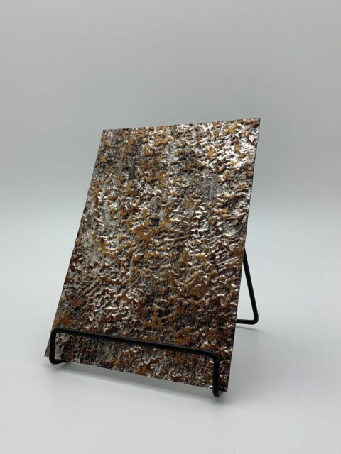 Detailaufnahme in der Größe A5 des strukturierten Dekors SL LAVA VINTAGE Copper