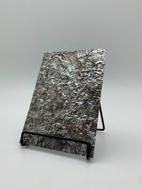 Detailed image in A5 size of the textured decor SL LAVA VINTAGE Silver