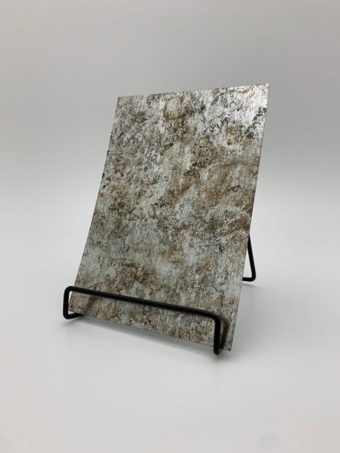 Detailed picture in A5 size of the DM VINTAGE Silver decor