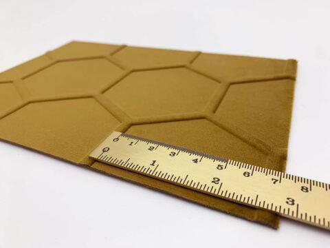 Detailed view with ruler of FL COMB VELVET Curry decor