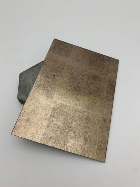 schräg liegendes Muster des spiegelnden SIBUGLAS Dekor - SG LUXURY Bronze AR+