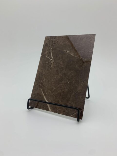 Detailaufnahme in der Größe A5 des Dekors SG MARBLE Brown AR+