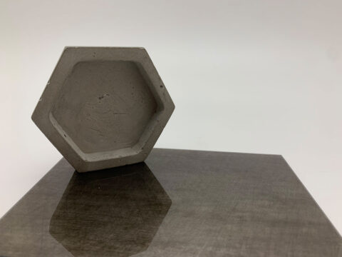 Reflective SIBUGLAS decor - SG METALLIC USED Steel AR+ - with concrete honeycomb