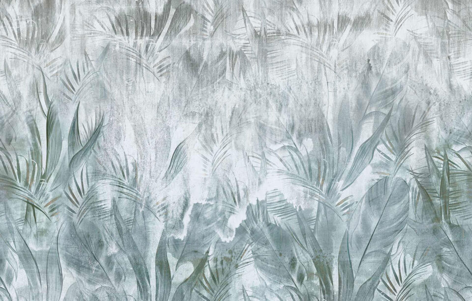 Nahaufnahme Tapetenstruktur - Palmen- und Urwaldblätter in blaugrünen Tönen die nach oben hin immer grauer werden.